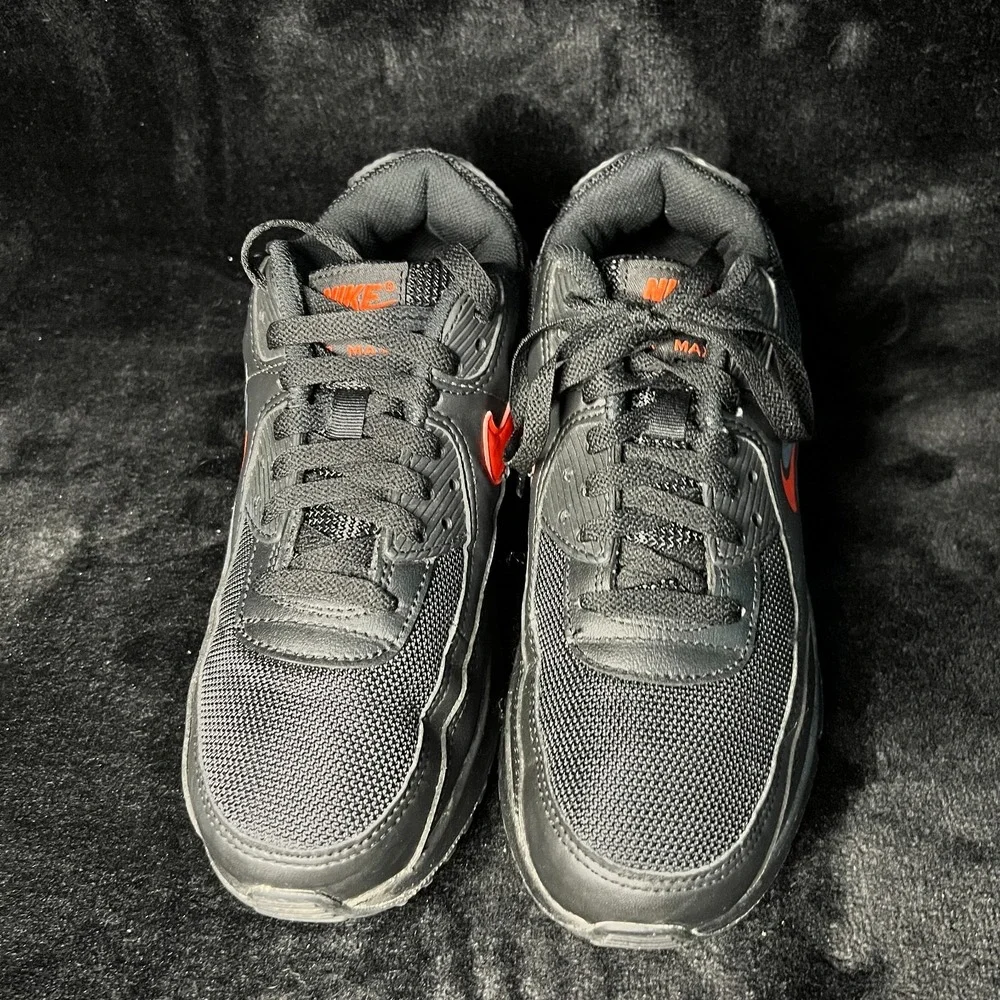 Nike Air Max 90 DX9272-001 Unisex Kid 7 Running Shoes Black Habanero Red Sneaker